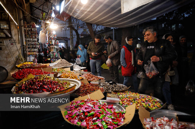 حال و هوای بازار در آستانه ی شب یلدا در همدان