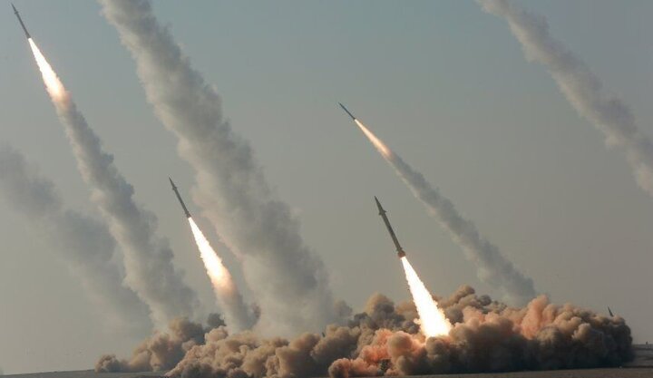 Al-Qassam Brigades launches missile attacks on Tel Aviv