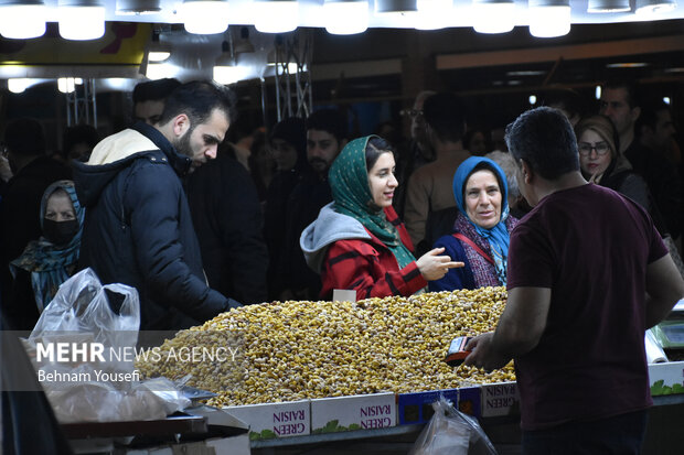 بازار خرید شب یلدا در اراک