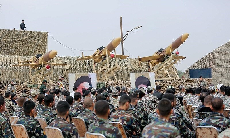 مسيرات "كرار" المسلحة بصاروخ جو- جو تنضم إلى الأسطول الحربي الإيراني