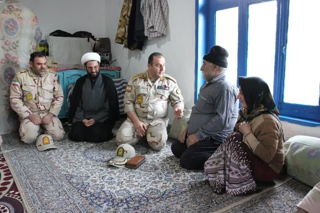 خانواده شهدا سرمایه انقلاب و مایه دلگرمی ایران اسلامی هستند خانواده شهدا سرمایه انقلاب و مایه دلگرمی ایران اسلامی هستند