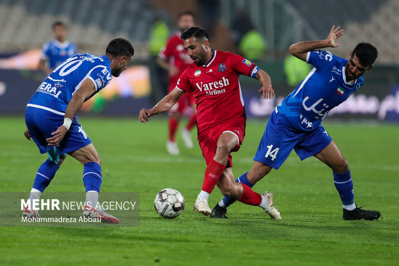 فوتبال ایران از «پایه» خراب است/ دیدار حساس استقلال با تیم متوسط!
