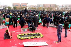 تشییع و تدفین پیکر مطهر یک شهید گمنام در زائر شهر رضوی