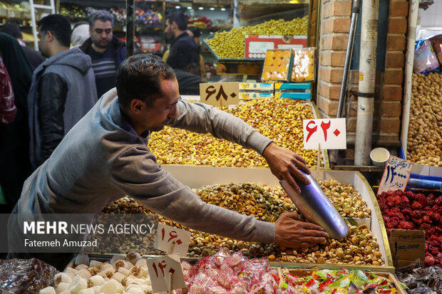 بازار تهران در آستانه یلدا