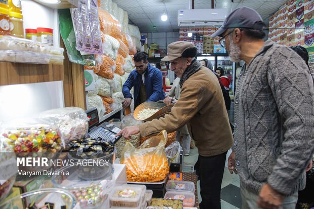 بازار خرید شب یلدا در بجنورد