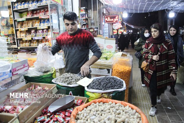 بازار خرید شب یلدا در بجنورد