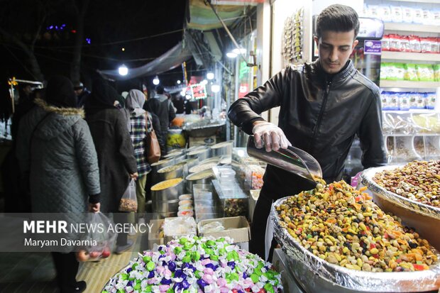 بازار خرید شب یلدا در بجنورد