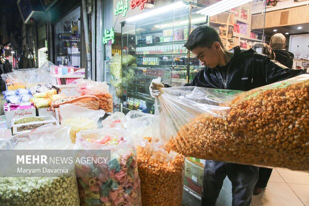 بازار خرید شب یلدا در بجنورد