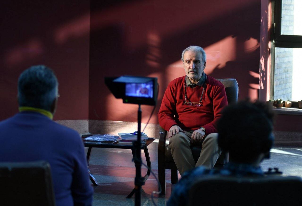 فراز و فرودهای شاعر انقلابی مستند شد/ یک زندگی کوتاه و چالشی