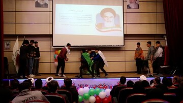 اجرای نمایش «فتح  قریب» ویژه نومعلمان بیجاری