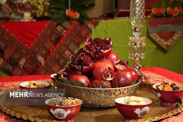 رسم و رسوم همدانیها در شب چلهنشینی/ از کرسی تا چنجه شکستن