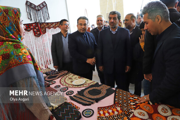 افتتاح بازارچه صنایع دستی در آق قلا