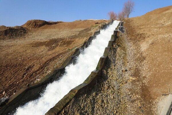 رهاسازی ۱.۲میلیون مترمکعب آب به سمت دریاچه ارومیه آغاز شد