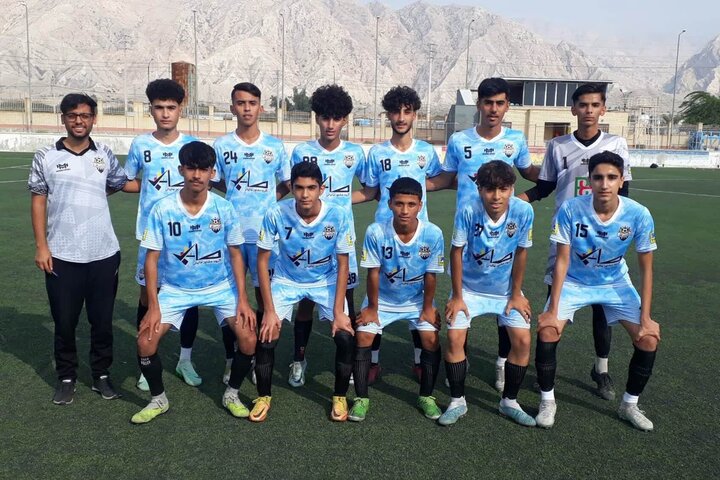 «قائم آرامیس کنگان» قهرمان لیگ برترفوتبال نوجوانان استان بوشهر شد «قائم آرامیس کنگان» قهرمان لیگ برترفوتبال نوجوانان استان بوشهر شد