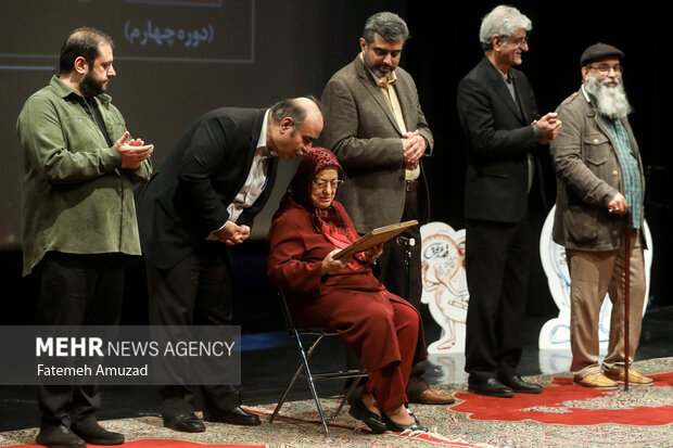 آئین اختتامیه پنجمین جشنواره موسیقی «امیرجاهد» روز جمعه ۱ دی ماه ۱۴۰۲ در سالن برج آزادی تهران برگزار شد