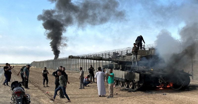 Palestinian resistance strikes Tel Aviv