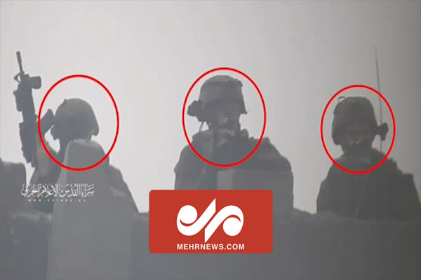 لحظه هدف قراردادن نیروهای اشغالگر توسط تک تیراندازان مقاومت لحظه هدف قراردادن نیروهای اشغالگر توسط تک تیراندازان مقاومت