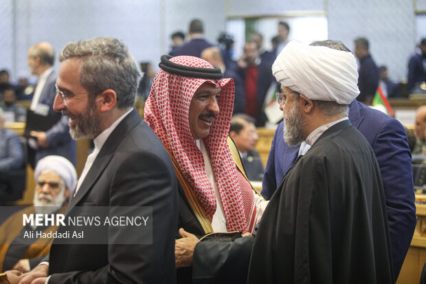 کنفرانس بین المللی در خصوص فلسطین با حضور حجت الاسلام سید ابراهیم رئیسی رئیس جمهور در مجموعه فرهنگی تاریخی سعد آباد تهران برگزار شد