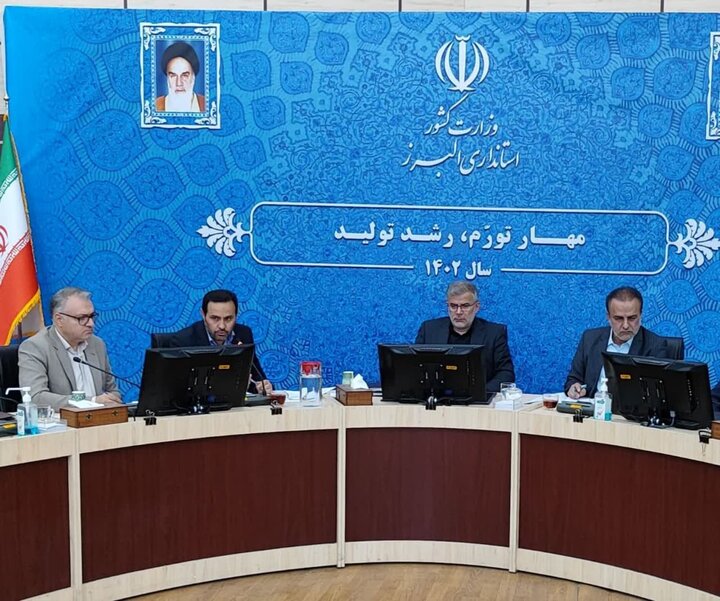 برخورد با تخلف عدم درج قیمت و نصب نرخنامه در واحدهای صنفی البرز