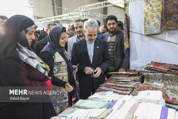 افتتاح نمایشگاه اقتصاد مقاومتی در گمرک باجگیران مرز ایران و ترکمنستان