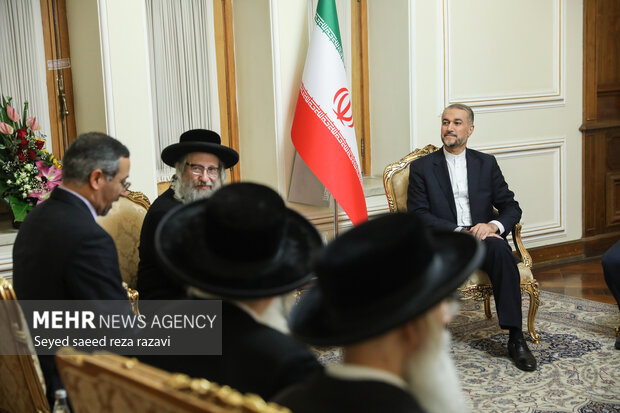 Amir-Abdollahian's meeting with anti-Zionist Jews leaders