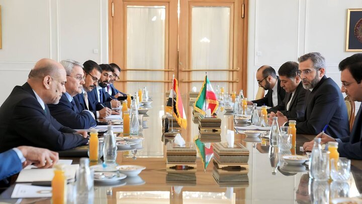 İran-Irak Siyasi İstişare Toplantısı Tahran’da yapıldı İran-Irak Siyasi İstişare Toplantısı Tahran’da yapıldı