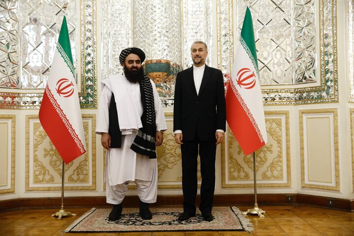 روابط ایران و افغانستان از ابعاد مختلف دارای اهمیت است