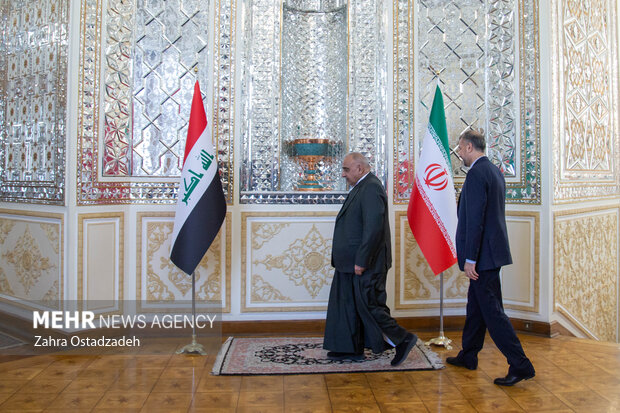 دیدار وزیر امور خارجه ایران با نخست وزیر پیشین عراق