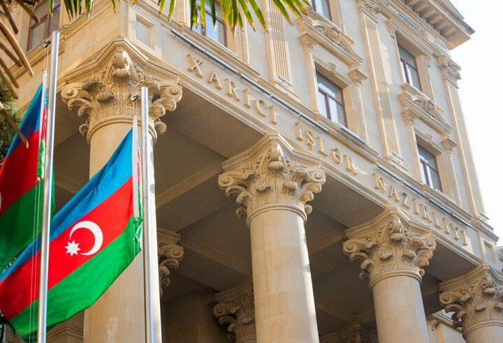 ۲ کارمند سفارت فرانسه در باکو اخراج شدند