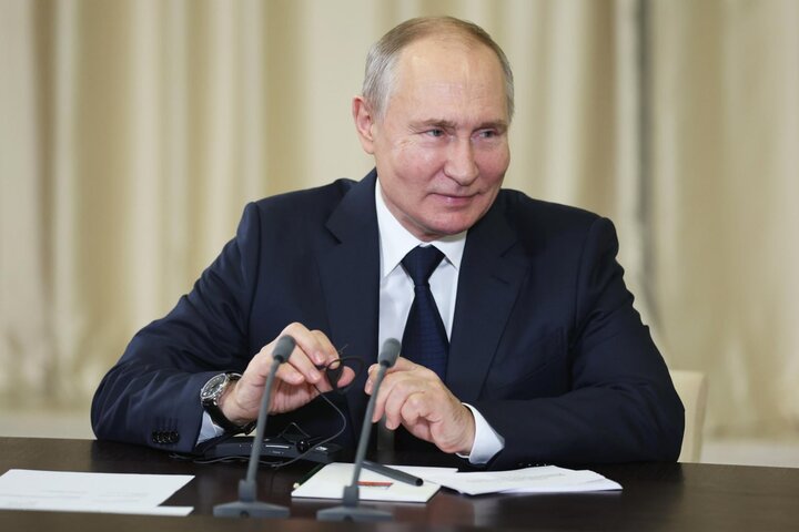 پوتین: در سال ۲۰۲۴ مبادلات با ارزهای ملی گسترش می‌یابد