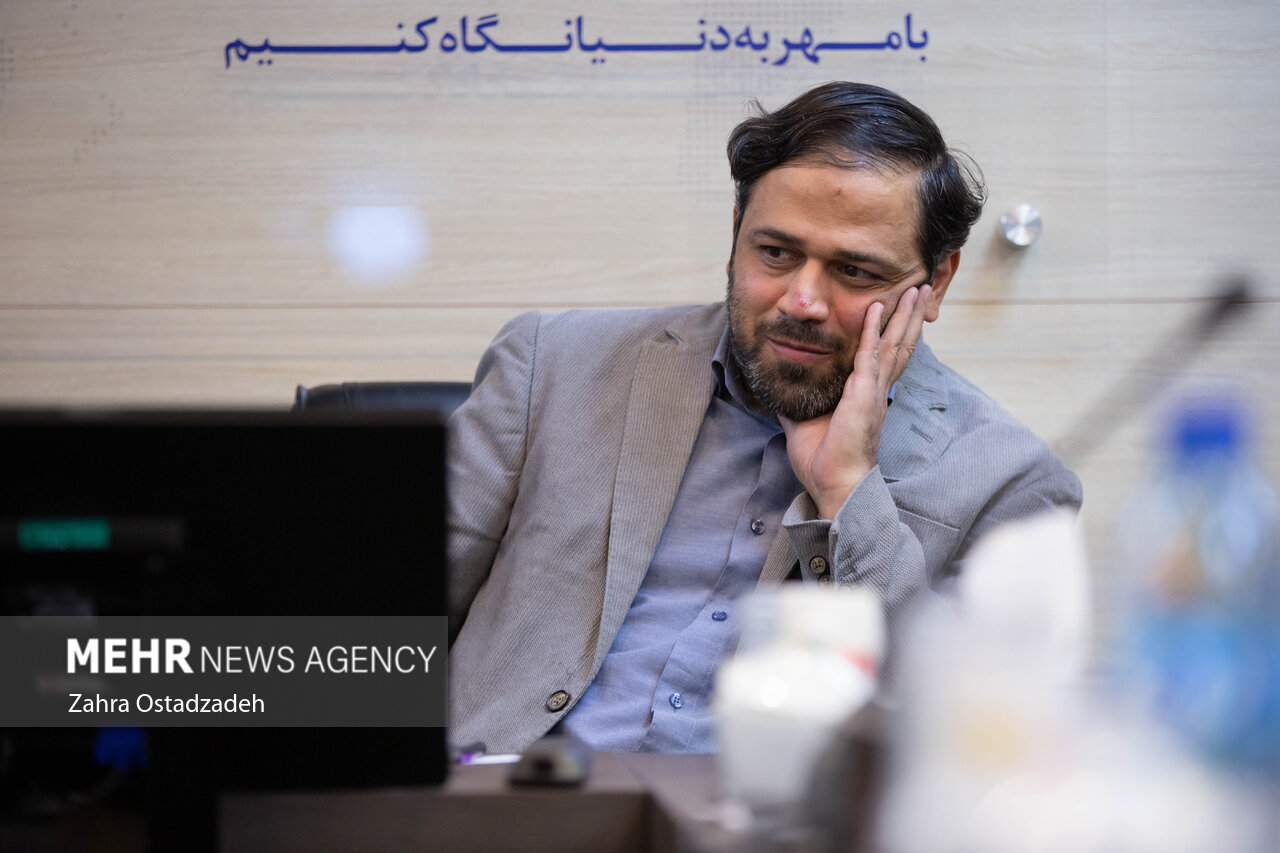 زدودن انگهای عجیب از هنرمندان انقلاب؛ مخاطب «مشت در نمای درشت» کیست؟