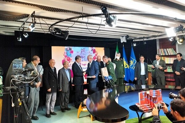 جنگ، جنگ روایتهاست و مجاهدتها باید ادامه پیدا کند