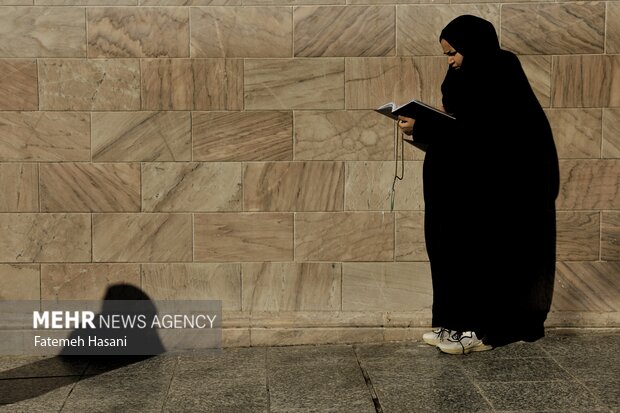 برگزاری مراسم سالروز وفات ام البنین(س)در حرم مطهر رضوی