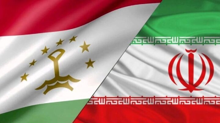 ايران وطاجيكستان تناقش سبل تطویر التعاون الاقتصادي 