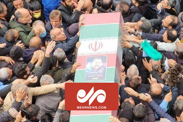 تصاویری از مراسم تشییع پیکر شهیدرضی در امام‌زاده صالح (ع) تهران