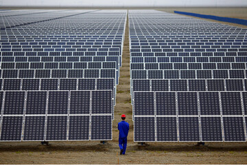 ظرفیت نیروگاه‌های خورشیدی قزوین ۱.۸ درصد رشد داشته است
