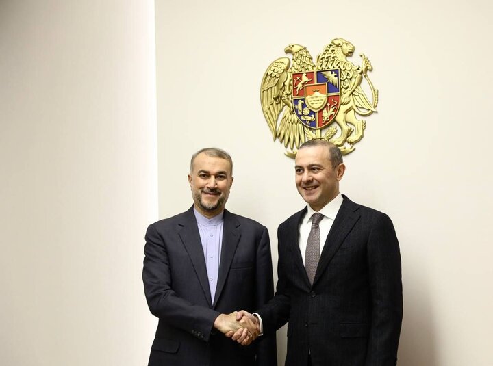 Emir Abdullahiyan, Ermenistan Ulusal Güvenlik Konseyi Sekreteri ile görüştü