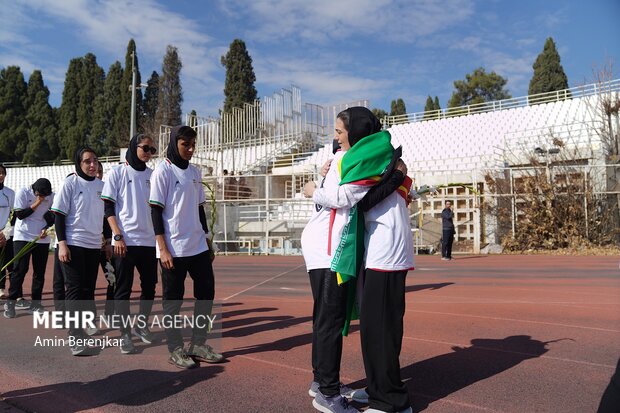 تشییع پیکر «ملیکا محمدی» بازیکن تیم ملی فوتبال بانوان در شیراز