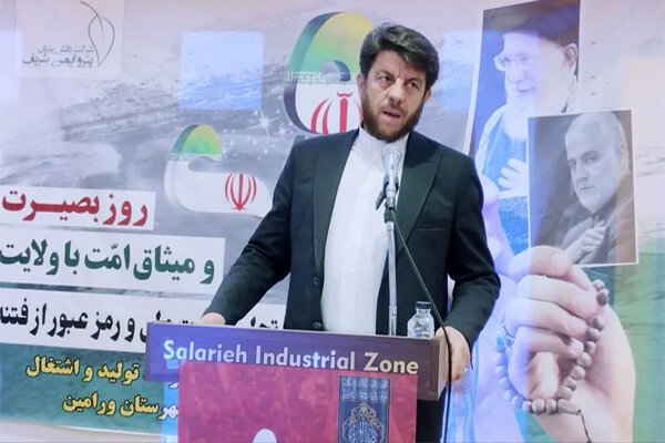 زمینهای اطراف شهرکهای صنعتی برای مسکن کارگری اختصاص مییابد زمینهای اطراف شهرکهای صنعتی برای مسکن کارگری اختصاص مییابد