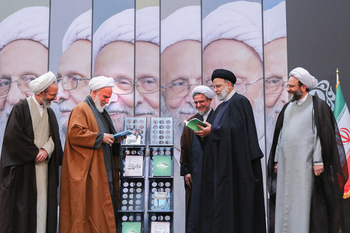 آیت الله مصباح برای گام دوم انقلاب نیرو تربیت کرده است