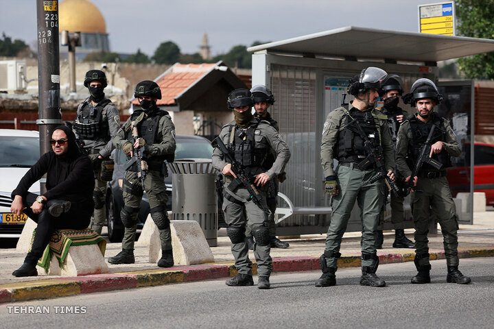 Palestinians perform Friday prayers at Al-Aqsa amid tight Israeli curbs