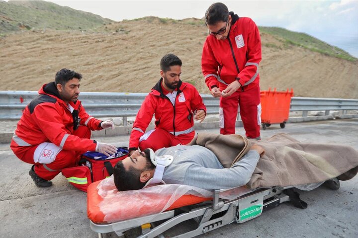 هلال احمر کشور ۲ میلیون و ۸۰۰ هزار نفر داوطلب دارد هلال احمر کشور ۲ میلیون و ۸۰۰ هزار نفر داوطلب دارد