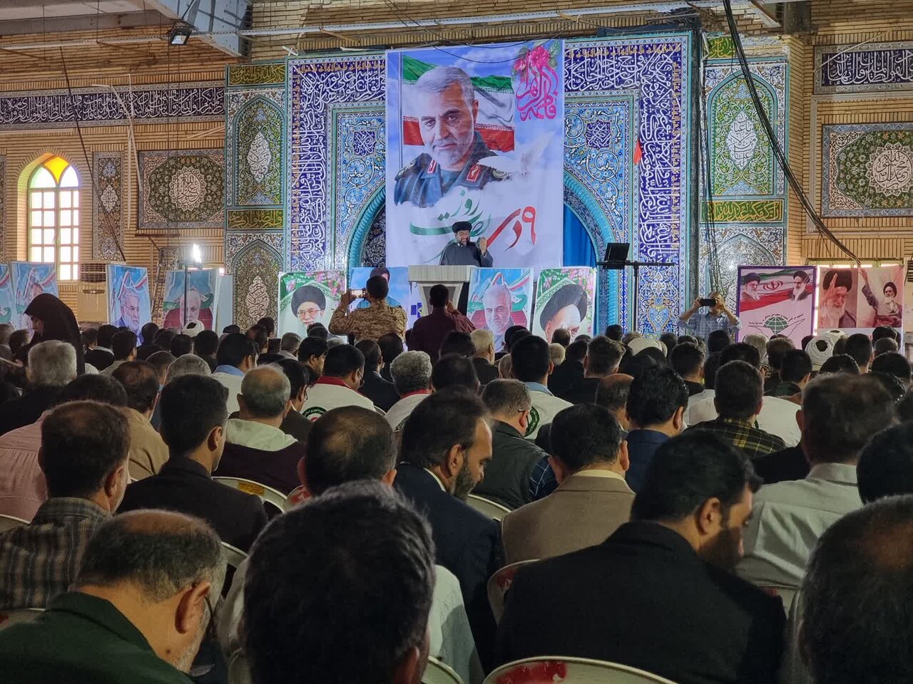 نقش رهبری در خلق حماسه یوم الله ۹ دی بی بدیل بود
