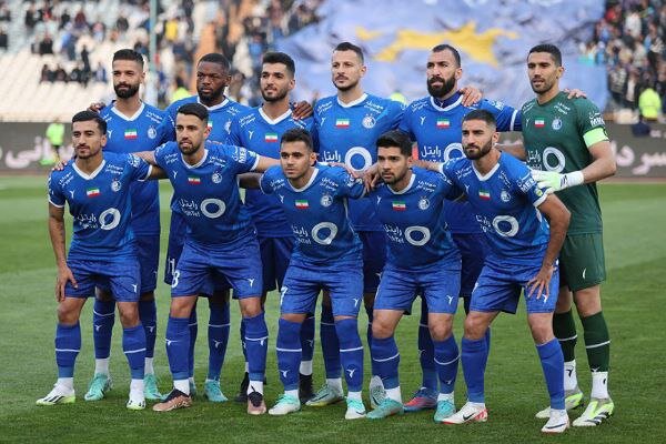 استقلال با برد نیم فصل را به پایان برد/پیکان در آزادی هم روشن نشد