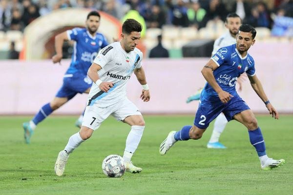 استقلال با برد نیم فصل را به پایان برد/پیکان در آزادی هم روشن نشد