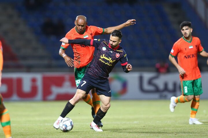 هدیه جذاب سپاهان و پرسپولیس به استقلال/ مهمان ناخوانهای دیده نشد