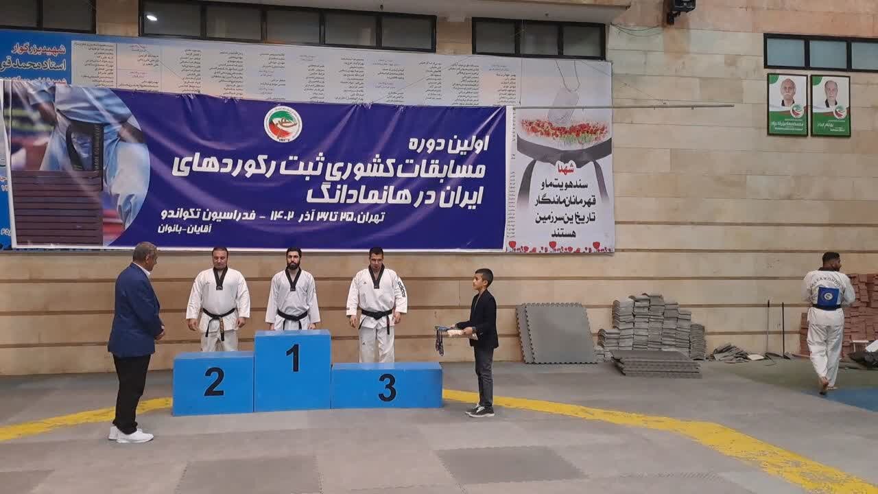 گفت و گو با طلبه گیلانی که در مسابقات ملی تکواندو طلایی شد گفت و گو با طلبه گیلانی که در مسابقات ملی تکواندو طلایی شد