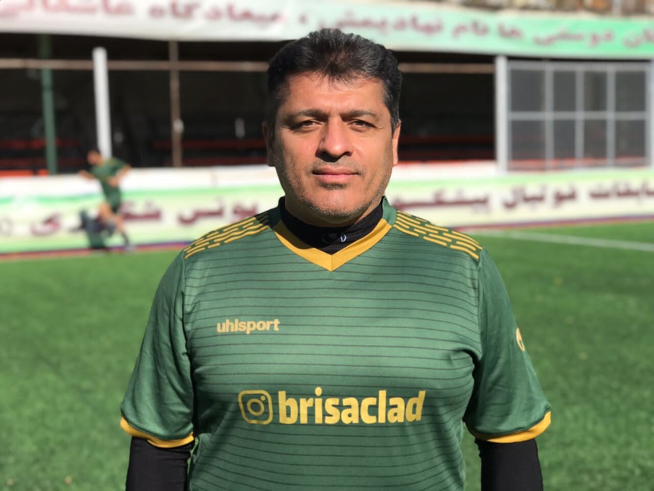 لباس پرسپولیس برای بعضیها گشاد است / درویش مشاورانش را عوض کند