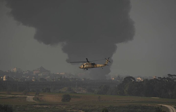 منازل مسکونی در نوار غزه زیر آتش جنگنده‌های صهیونیست قرار گرفتند