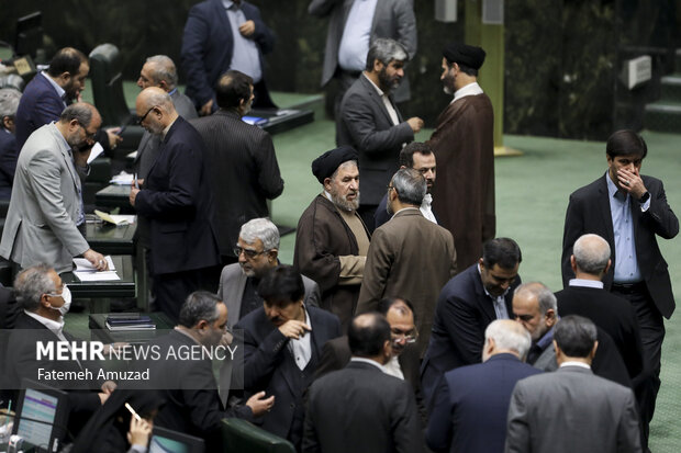 جلسه علنی مجلس شورای اسلامی صبح سه‌شنبه ۱۲ دی ماه ۱۴۰۲ به ریاست محمدباقر قالیباف برگزار شد